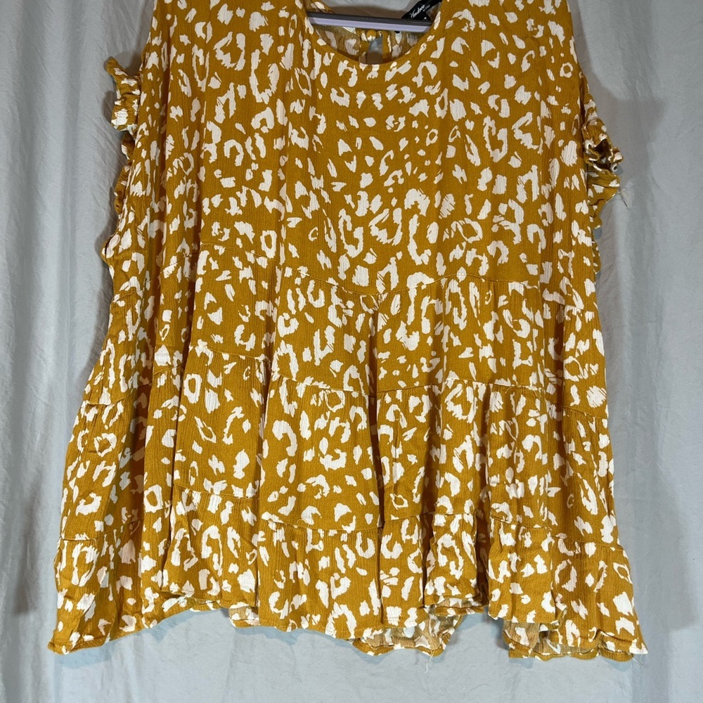 ANDREE BY UNIT Mustard Animal Print Blouse‎